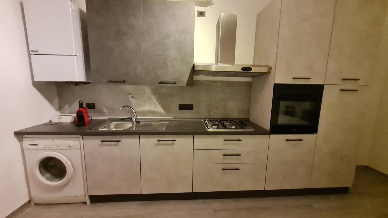 Magenta 5 Apartment