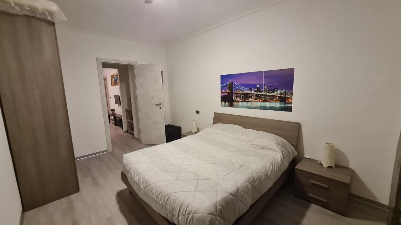 Apartment Magenta 5 *